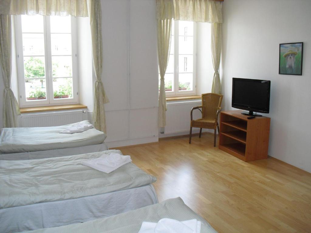 Hostinné Mestsky Hotel Dorinka חדר תמונה
