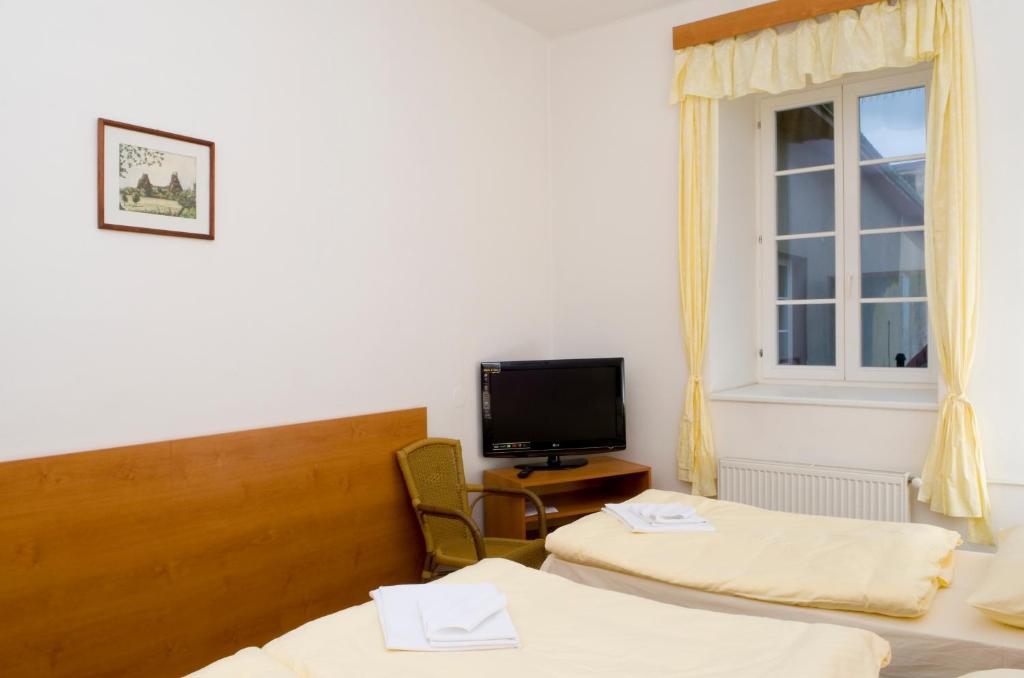 Hostinné Mestsky Hotel Dorinka חדר תמונה
