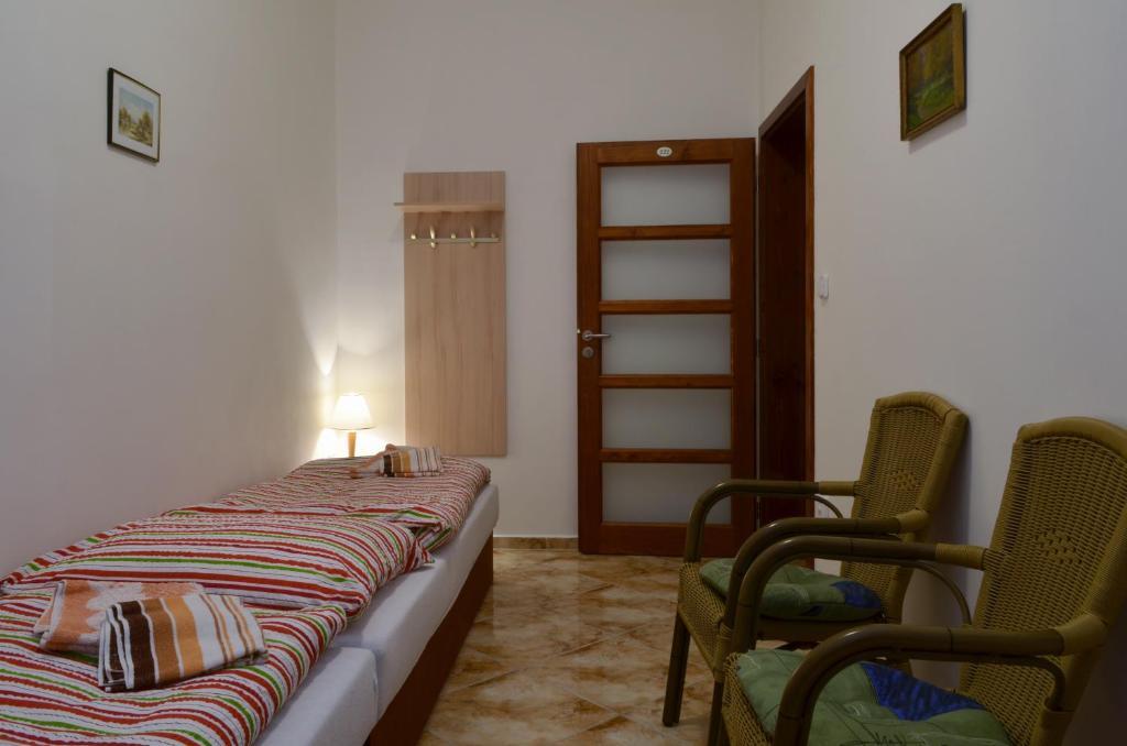 Hostinné Mestsky Hotel Dorinka חדר תמונה
